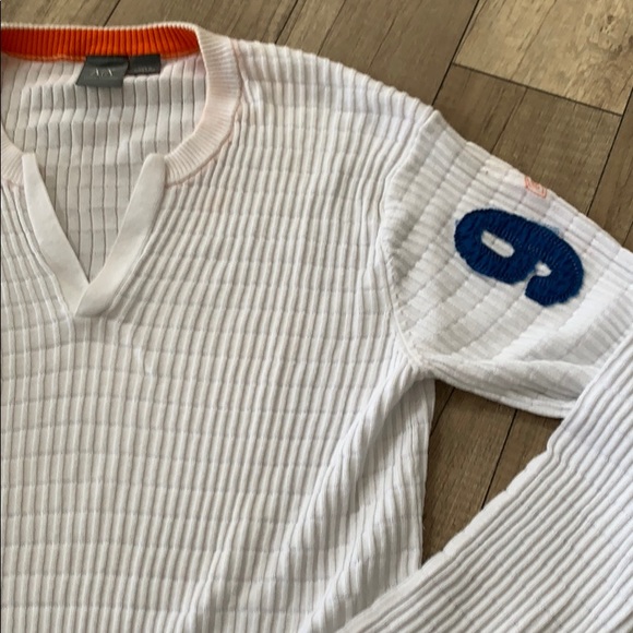 L/S Pullover - Picture 2 of 4